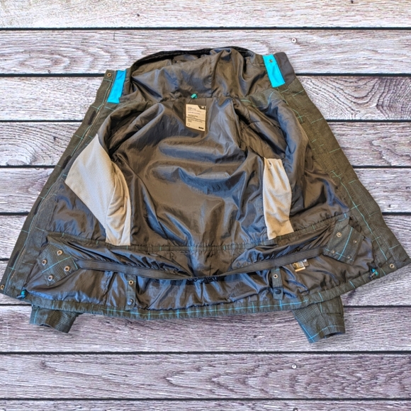 Women's EMPYRE TECHNICAL 10,000 MM WATERPROOF Jacket - Picture 7 of 12